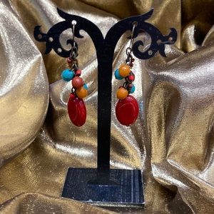 Red, Brown and turquoise Howlite healing stones pierced earrings EUC Vintage